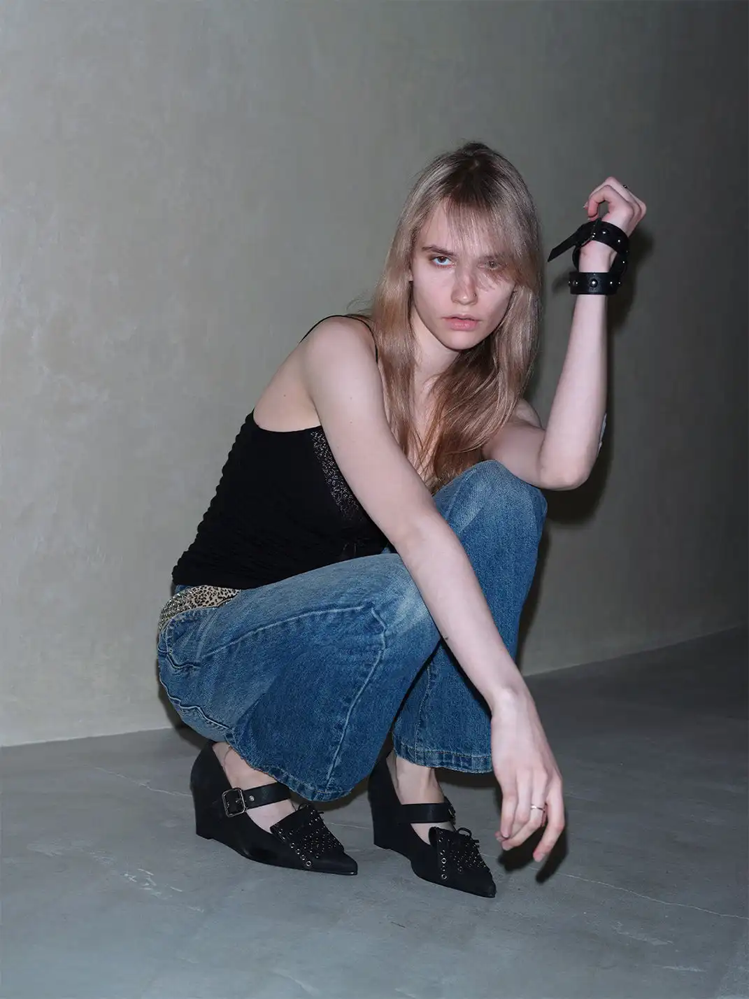 Mooreyu Atelier | Bow-Knot Buckle Wedge Heels