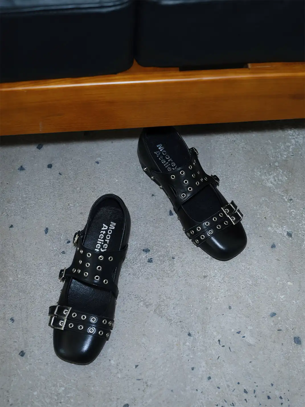 Mooreyu Atelier | Leather Mary Jane Flat Shoes