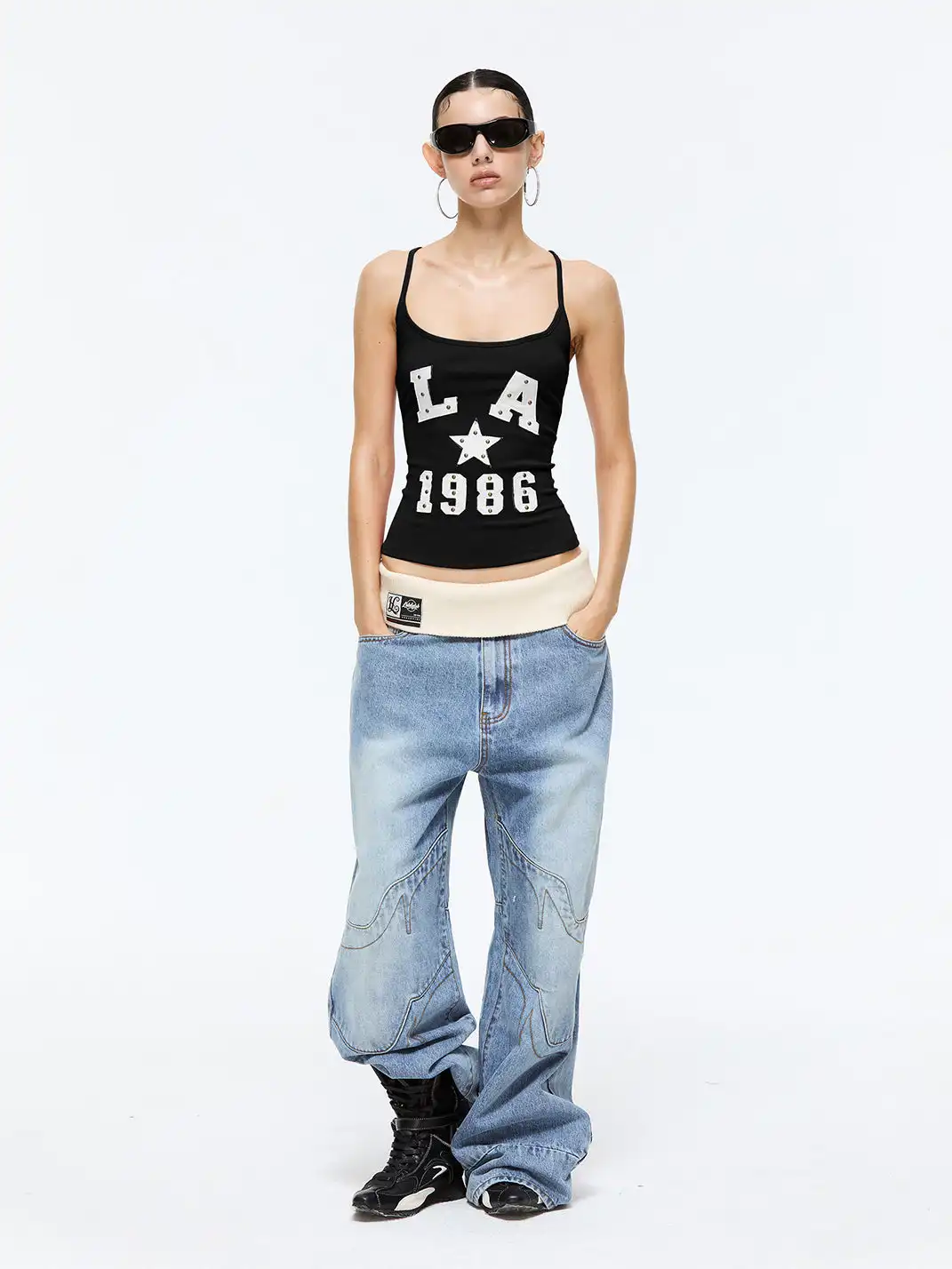 Latelylab | Appliqué Embroidered Knitted Camisole-Black