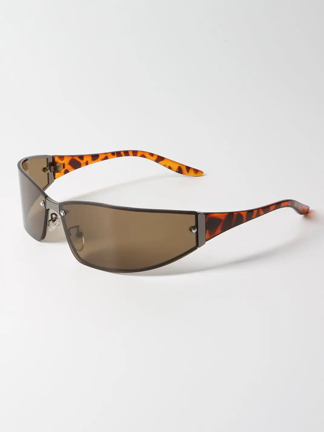 404 | Retro Y2K One-Piece Metal Sunglasses