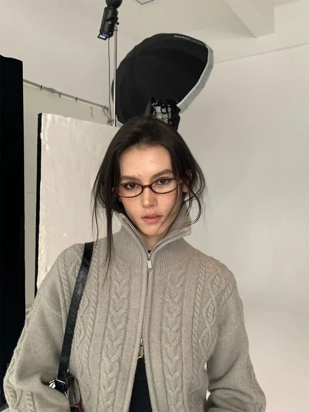 404 | Oval Elegant Y2K Glasses