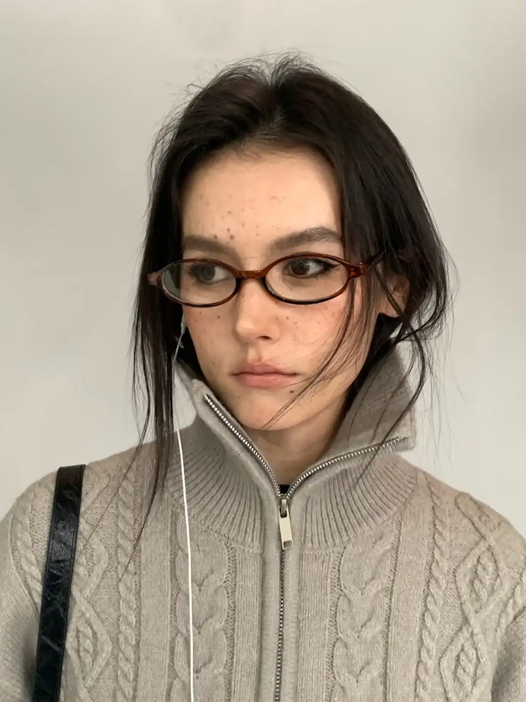 404 | Oval Elegant Y2K Glasses