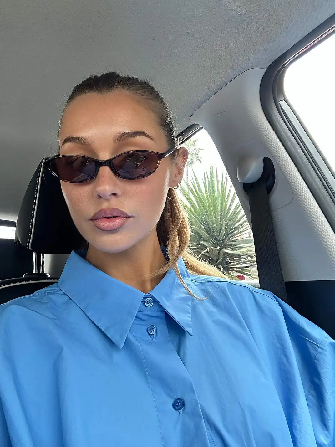 404 | Oval UV-Protective Sunglasses