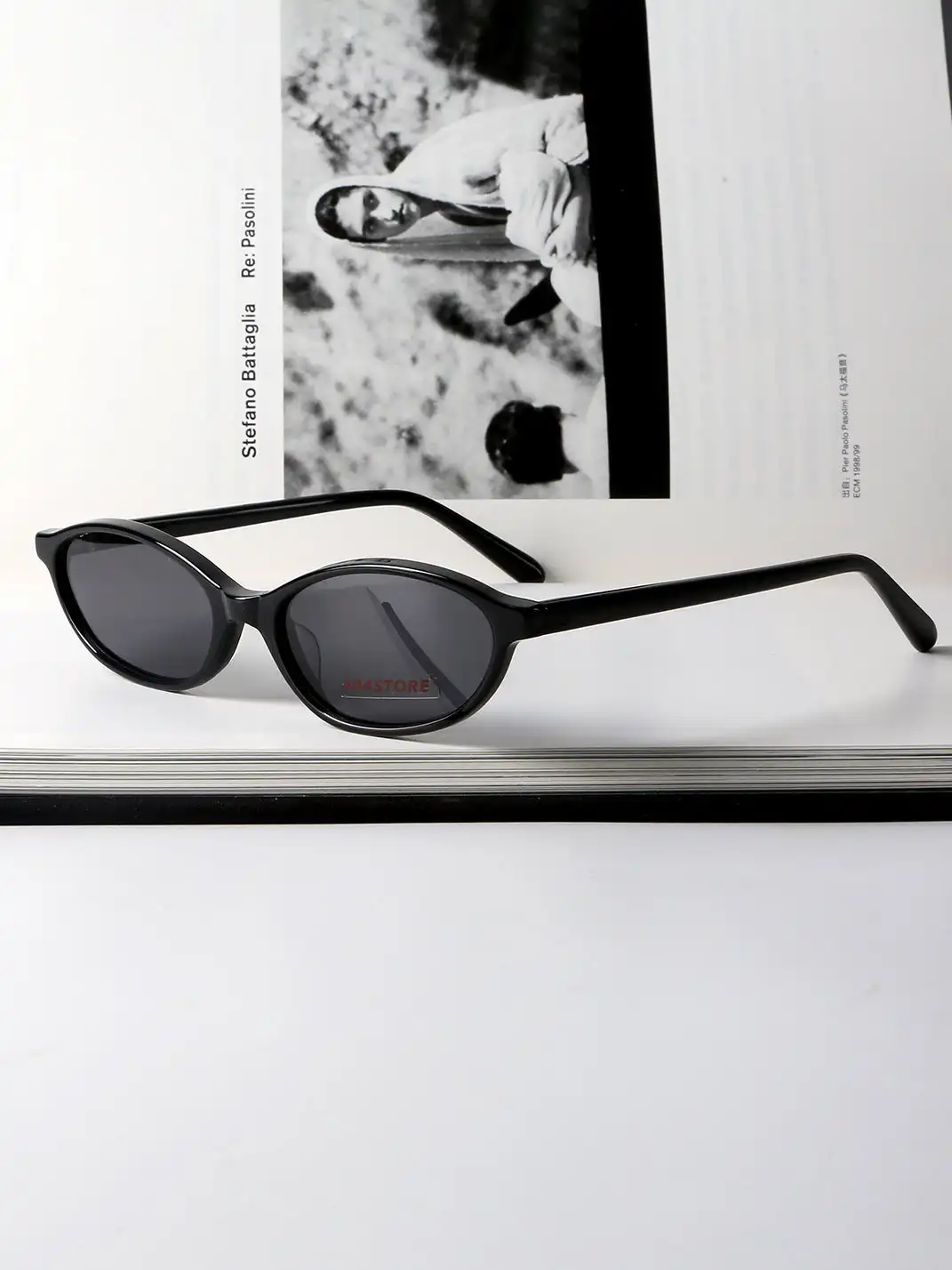 404 | Oval UV-Protective Sunglasses