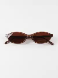 404 | Oval UV-Protective Sunglasses