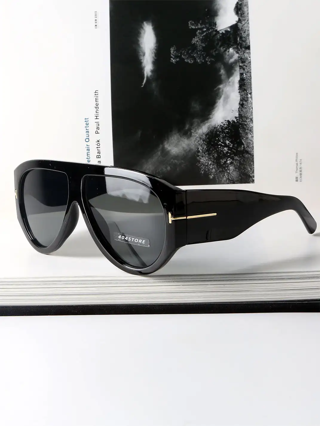 404 | Large-Frame Aviator Sunglasses
