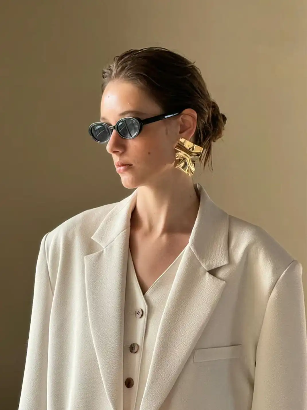 404 | Oval-Shaped Polarized Sunglasses