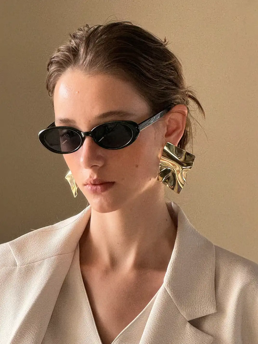 404 | Oval-Shaped Polarized Sunglasses
