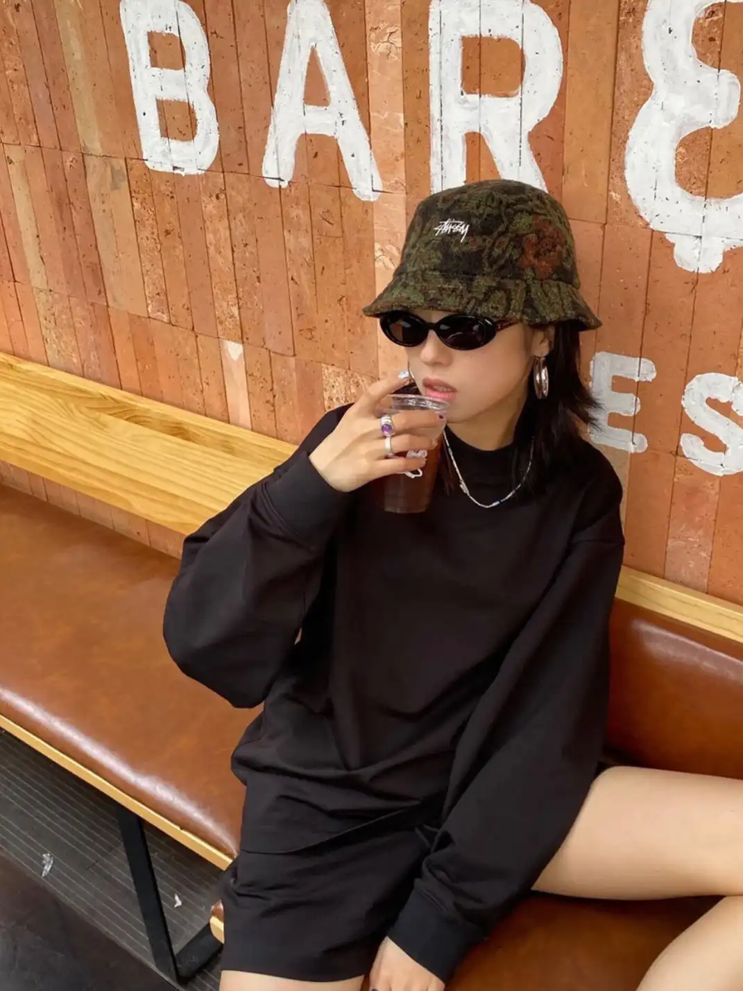 404 | Oval-Shaped Polarized Sunglasses