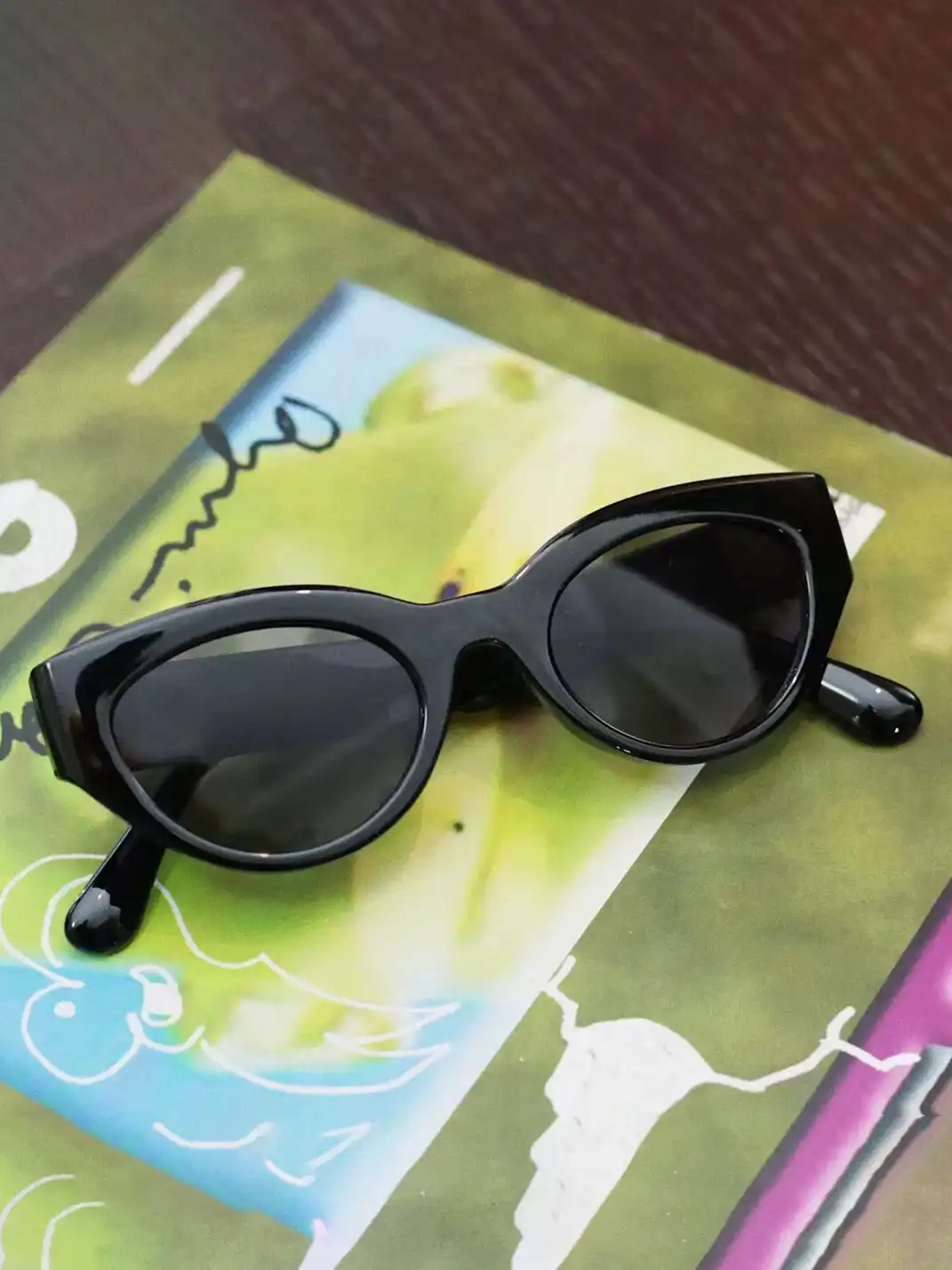 404 | Instagram-Style Oval Sunglasses