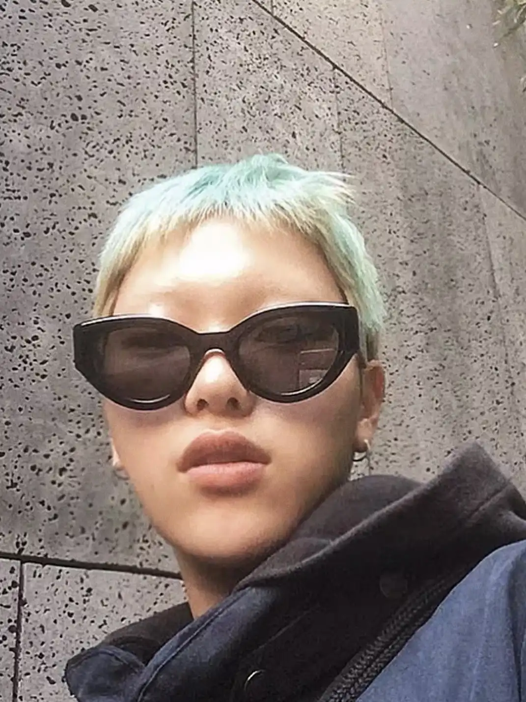404 | Instagram-Style Oval Sunglasses