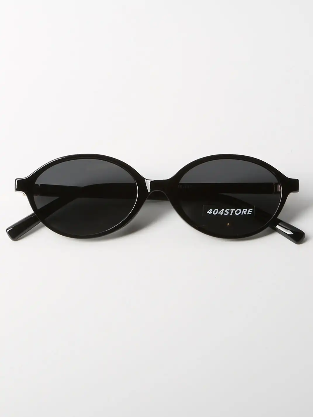 404 | Stylish And Elegant Glasses