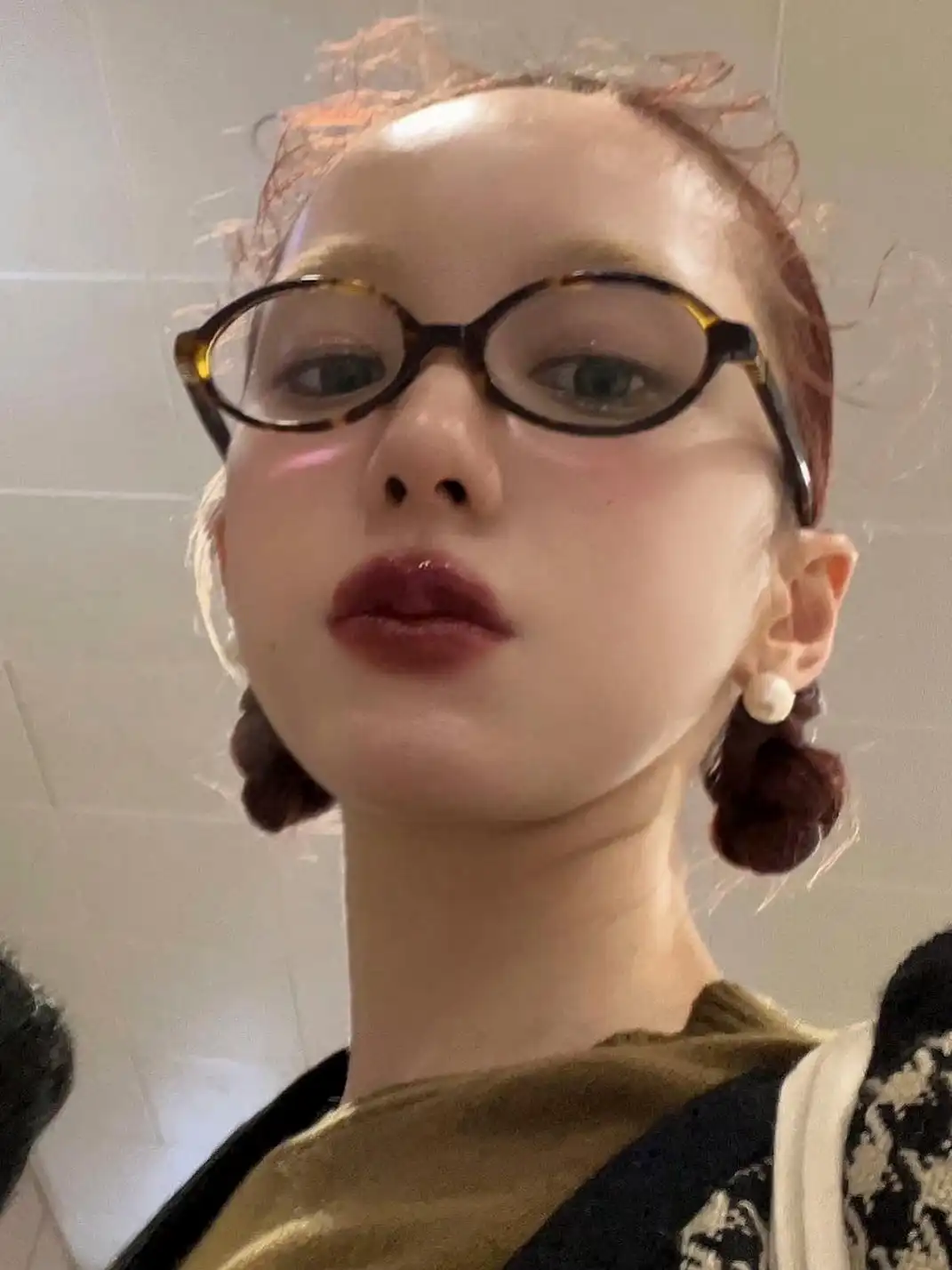 404 | Stylish And Elegant Glasses