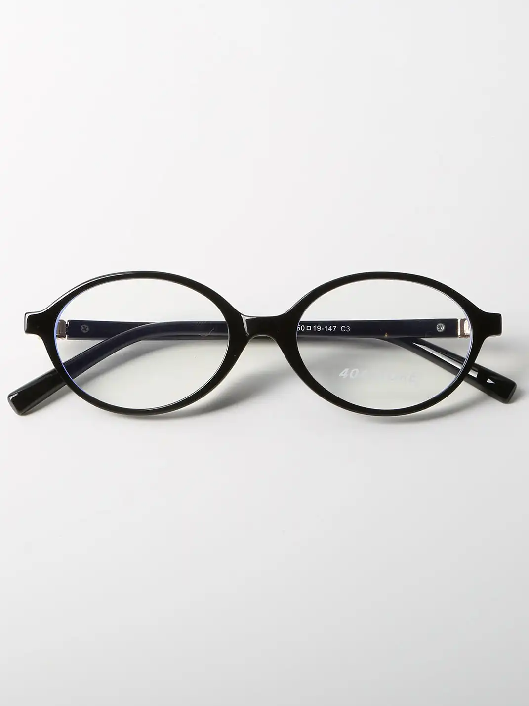 404 | Stylish And Elegant Glasses