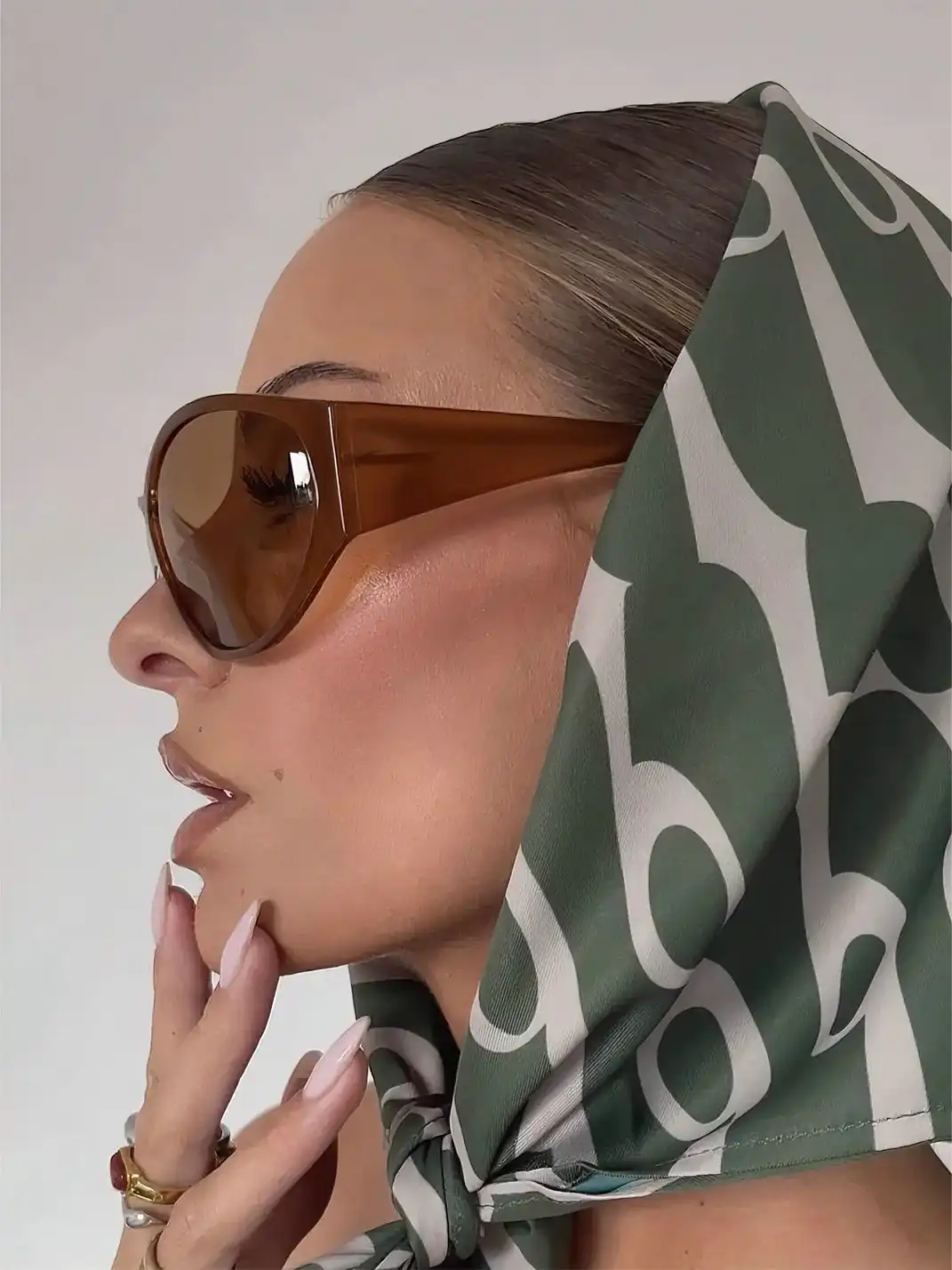 404 | Oversized Y2K Aviator Sunglasses