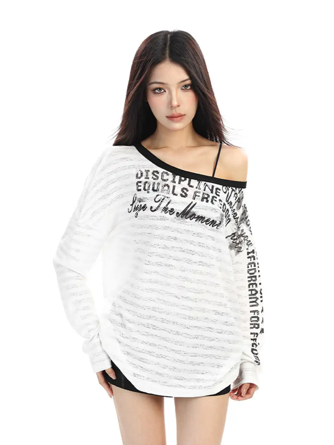 BIGGOLD | Color-Blocked Letter Off-Shoulder Long Sleeve