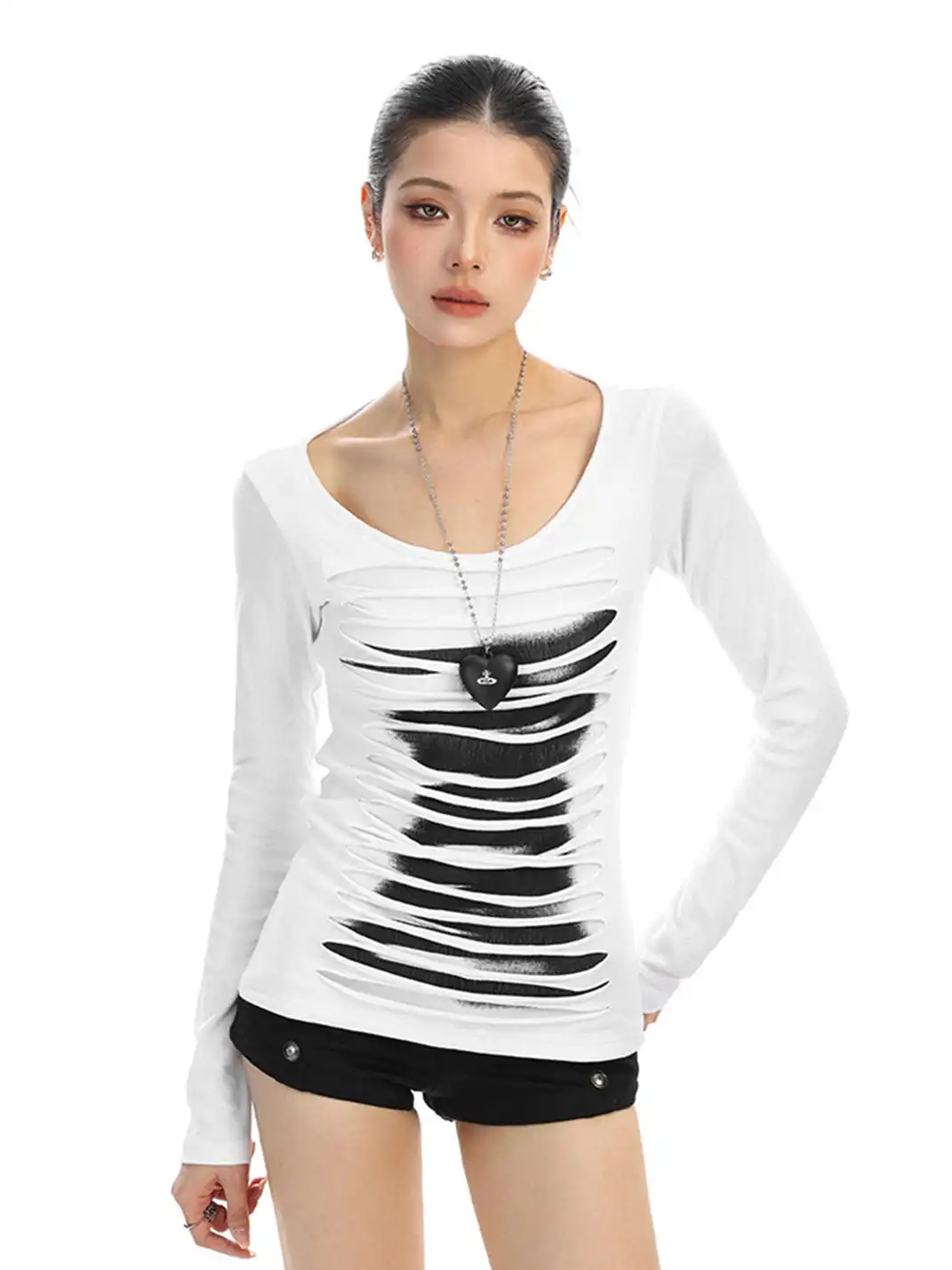 BIGGOLD | Hollow-Out Backless Long-Sleeved T-Shirt