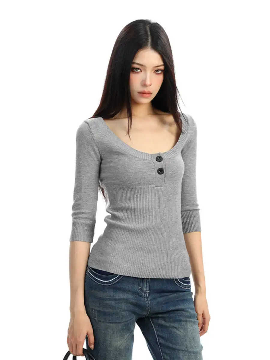 BIGGOLD | U-Neck Three-Quarter Sleeve Knit Top - 4