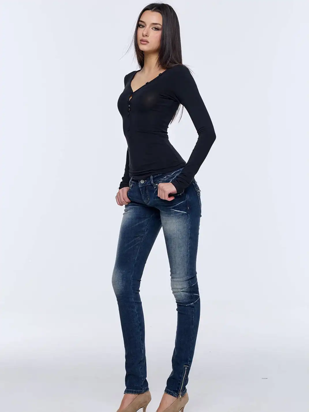 BUM STUDIO | Tencel Wool V-Neck Long-Sleeved Top