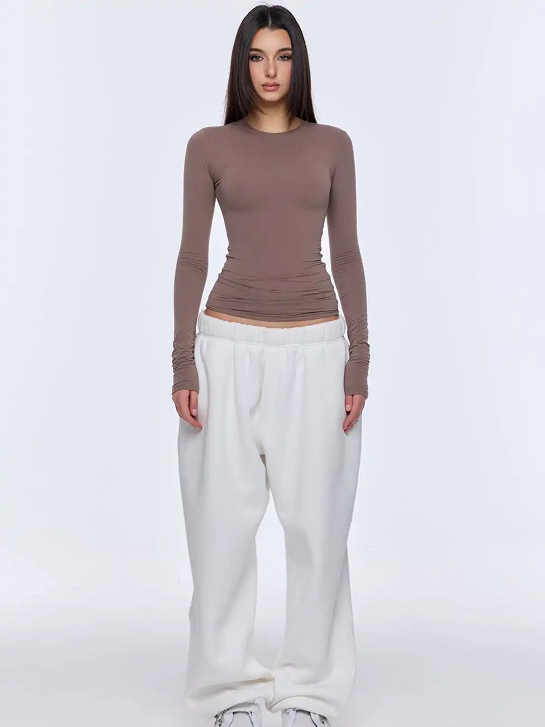 BUM STUDIO | Round Neck Fitted Long-Sleeved Top