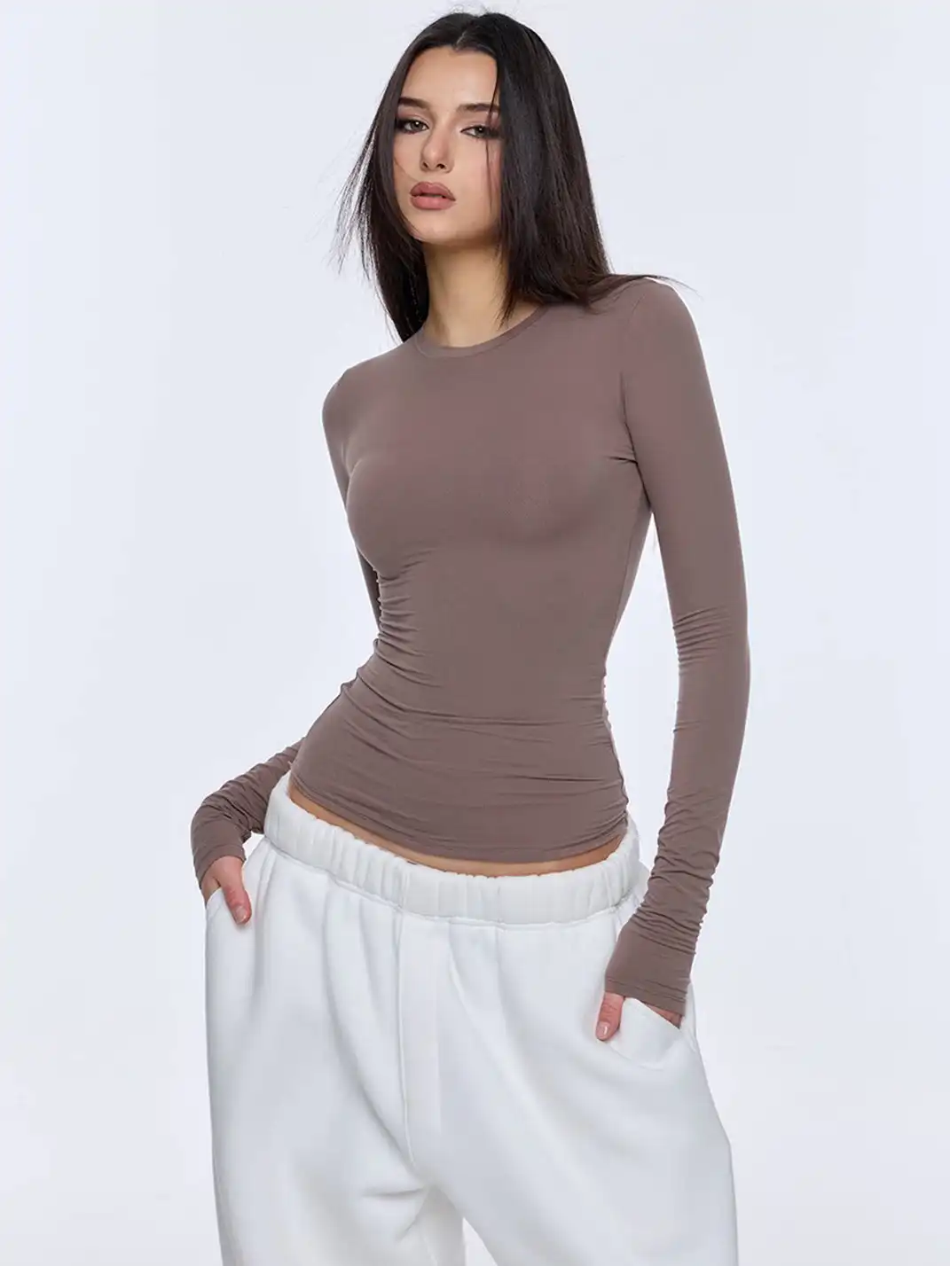 BUM STUDIO | Round Neck Fitted Long-Sleeved Top