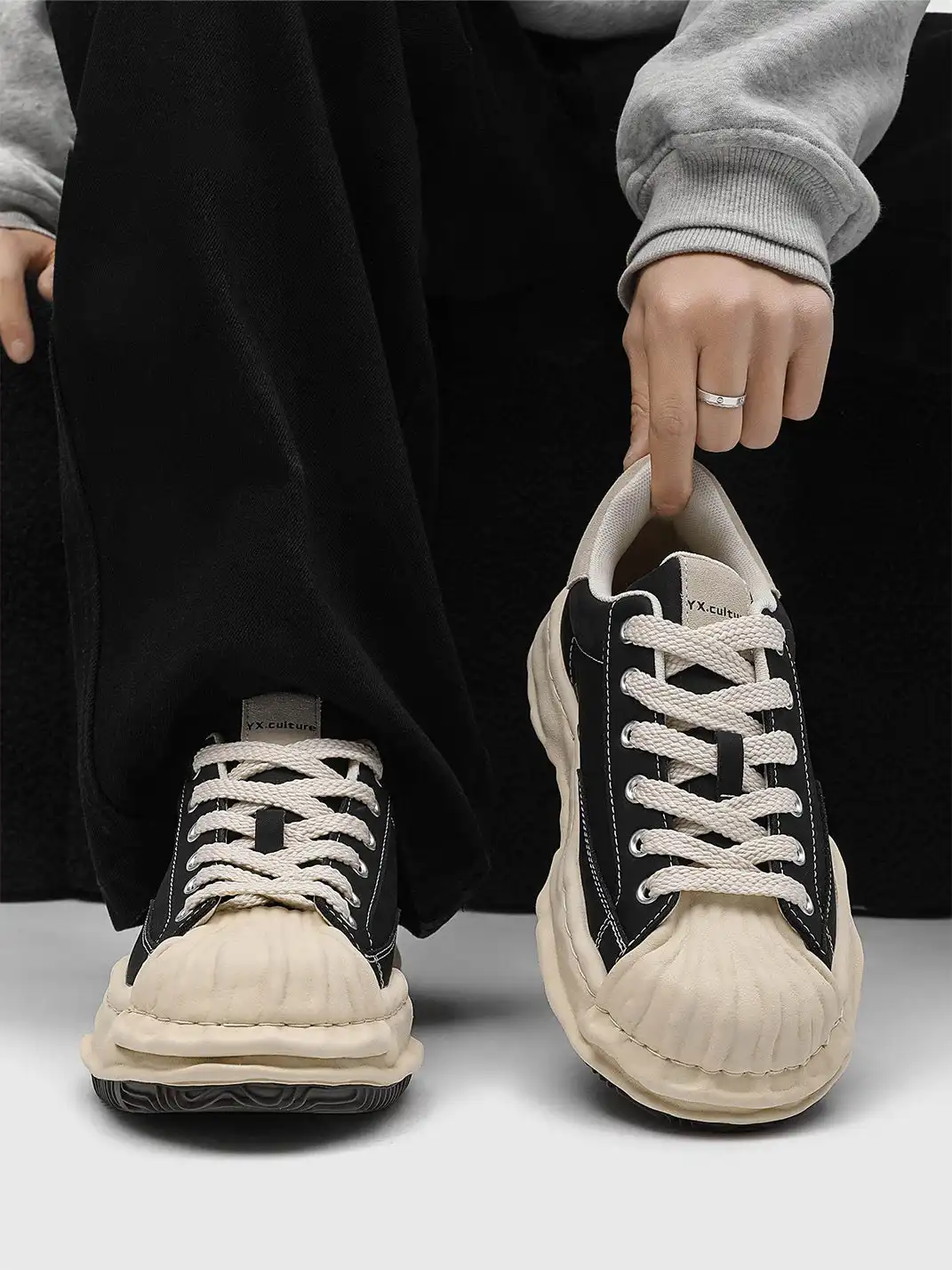 FGMM | Shell Toe Casual Platform Sneakers