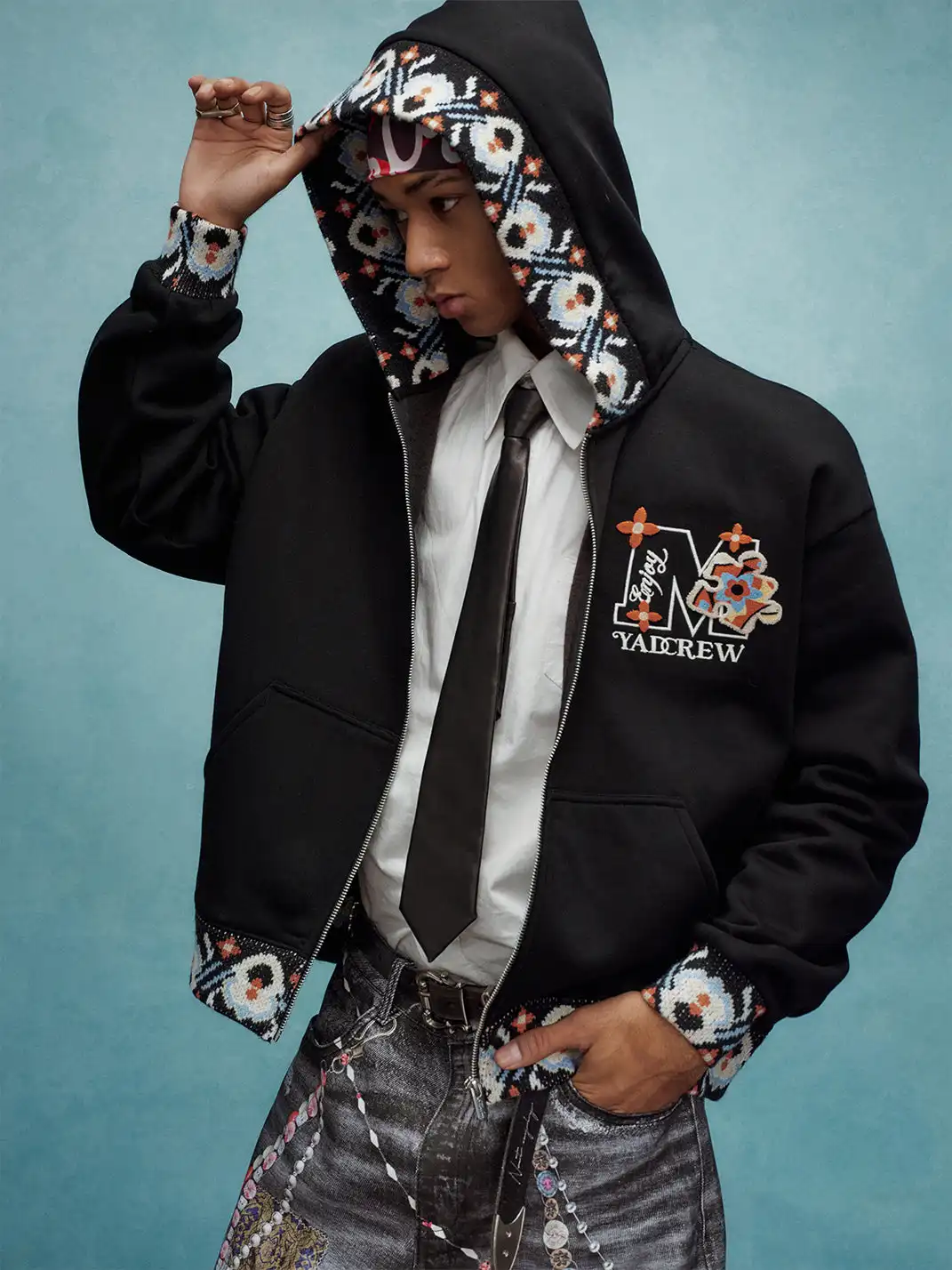 YADcrew | Collaboration Toothbrush Embroidered Sweatshirt