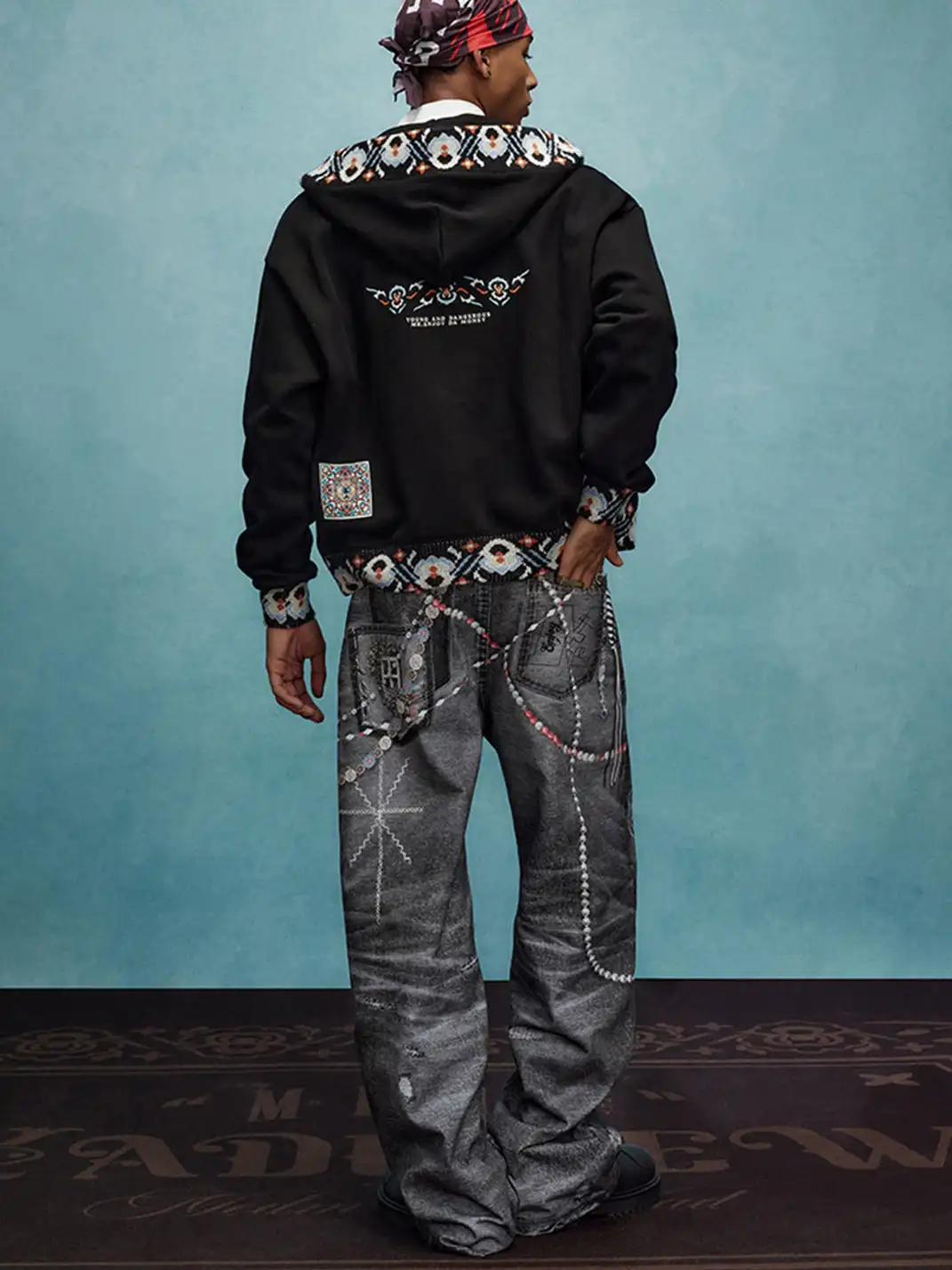 YADcrew | Collaboration Toothbrush Embroidered Sweatshirt