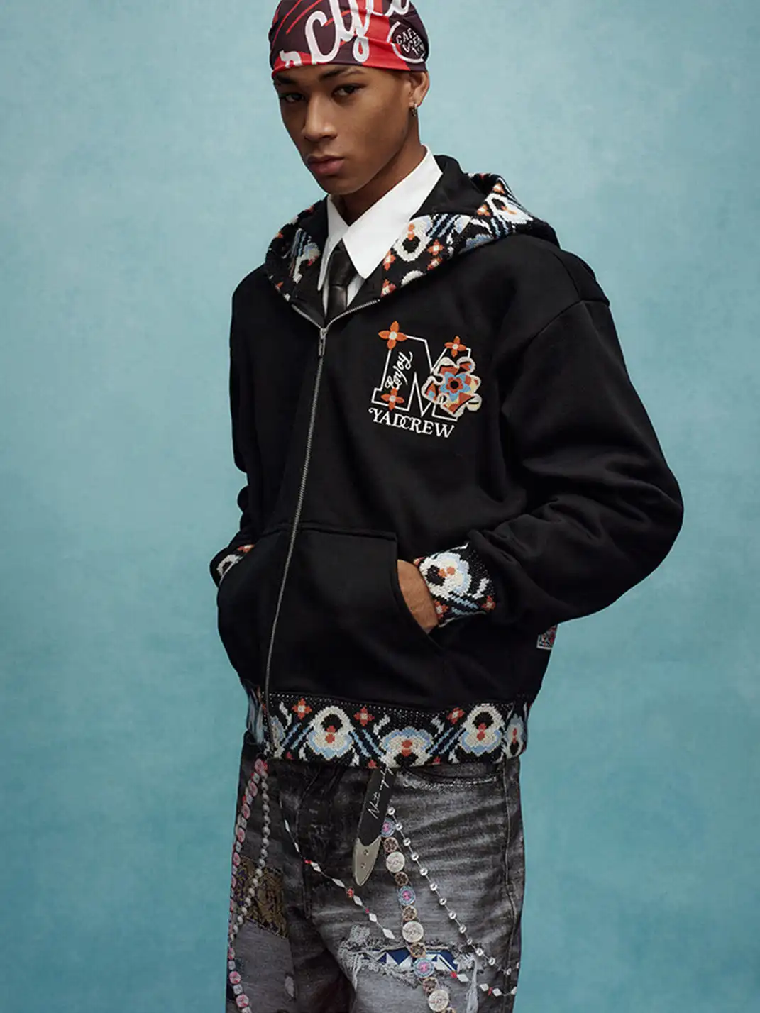 YADcrew | Collaboration Toothbrush Embroidered Sweatshirt