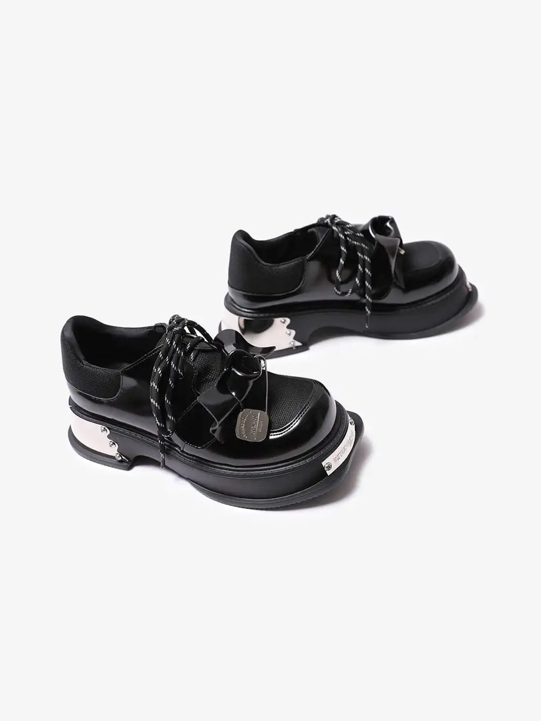 PINJIAHUI | Metal Detail Leather Platform Loafers