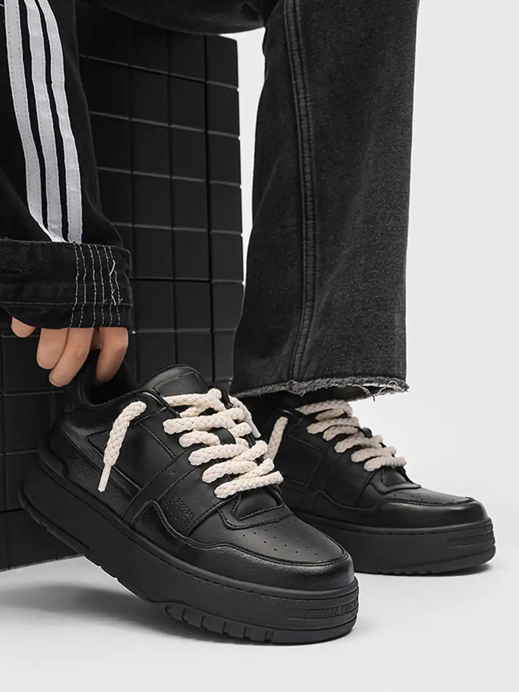 FGMM | Chunky Sneakers with Thick Rope Laces