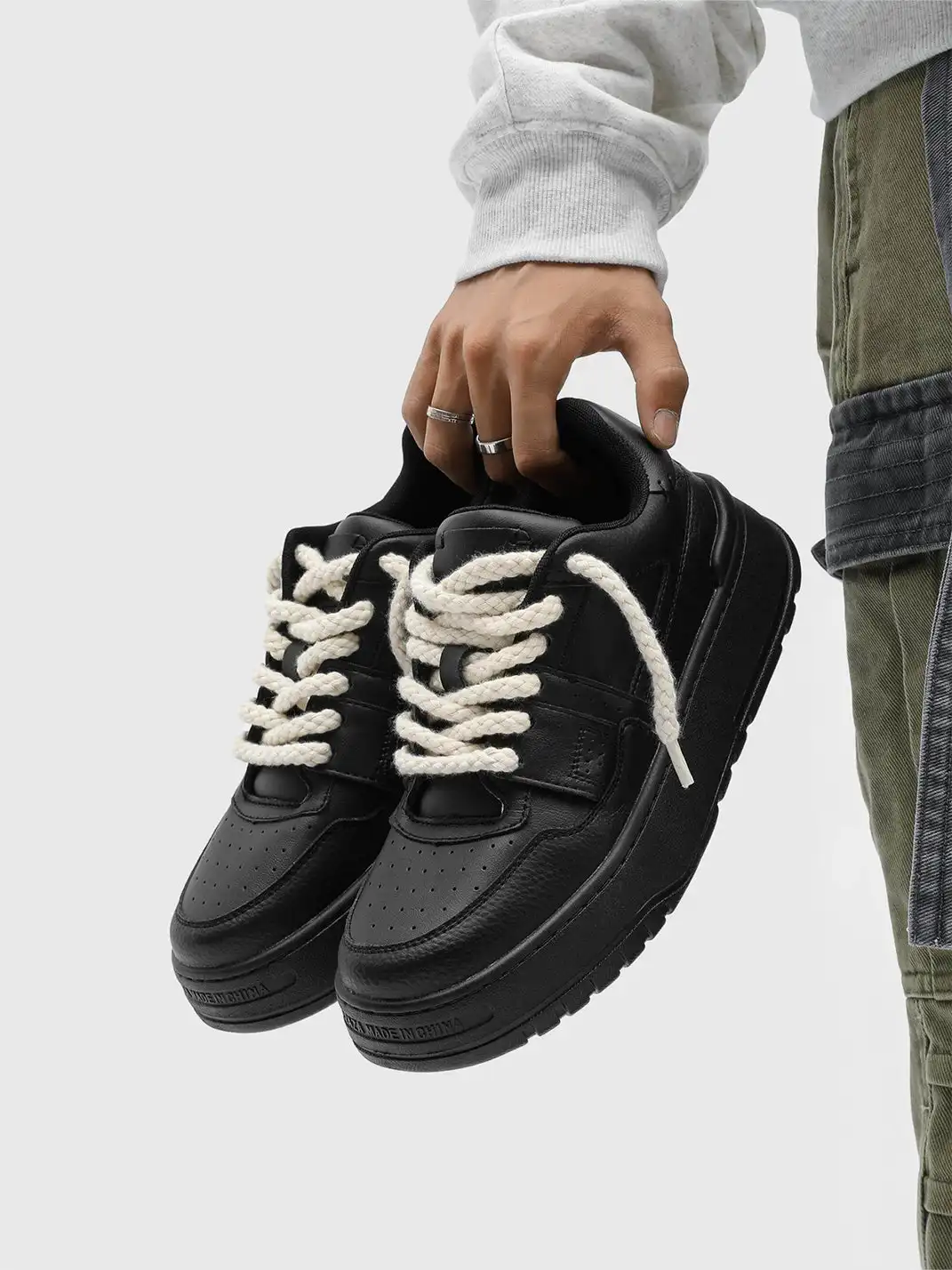 FGMM | Chunky Sneakers with Thick Rope Laces