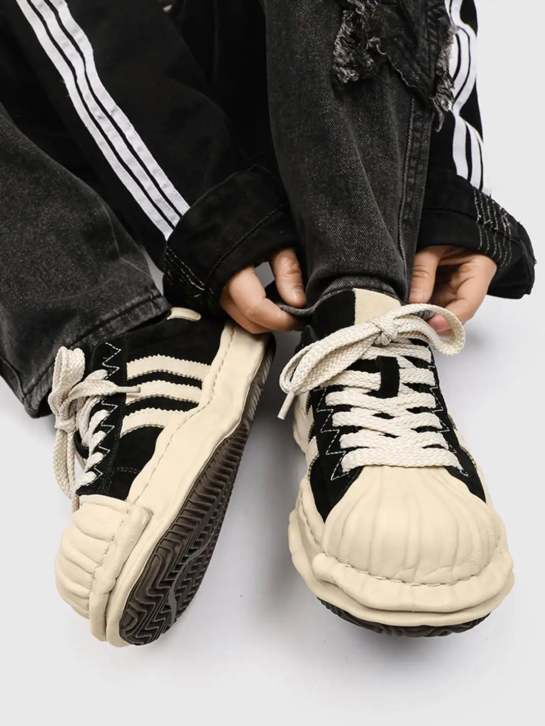 FGMM | Three-Stripe Shell-Toe Melting Shoes