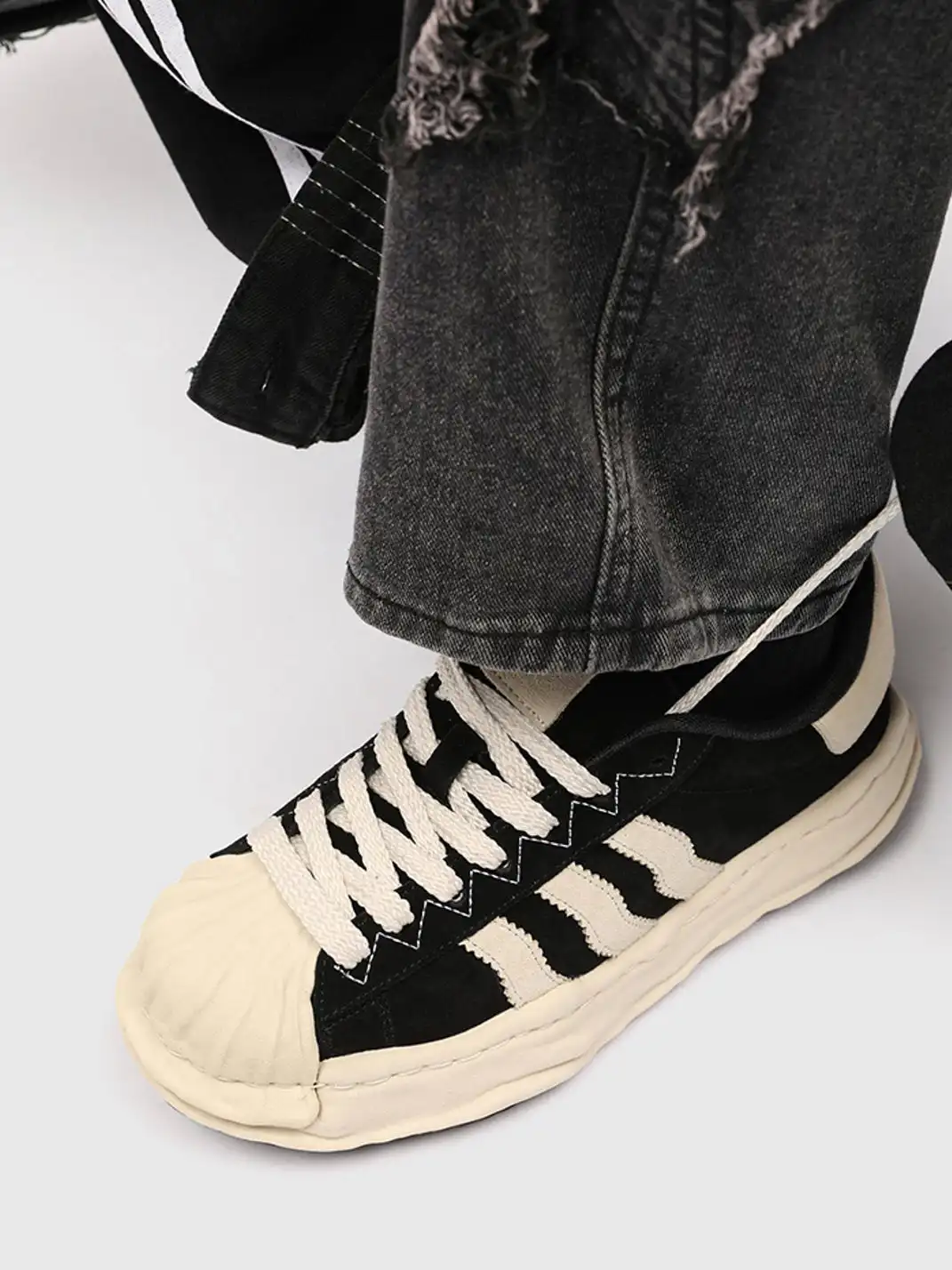 FGMM | Three-Stripe Shell-Toe Melting Shoes