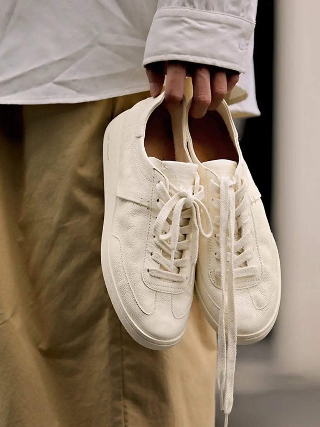 FGMM | Cowhide Flat Shoes