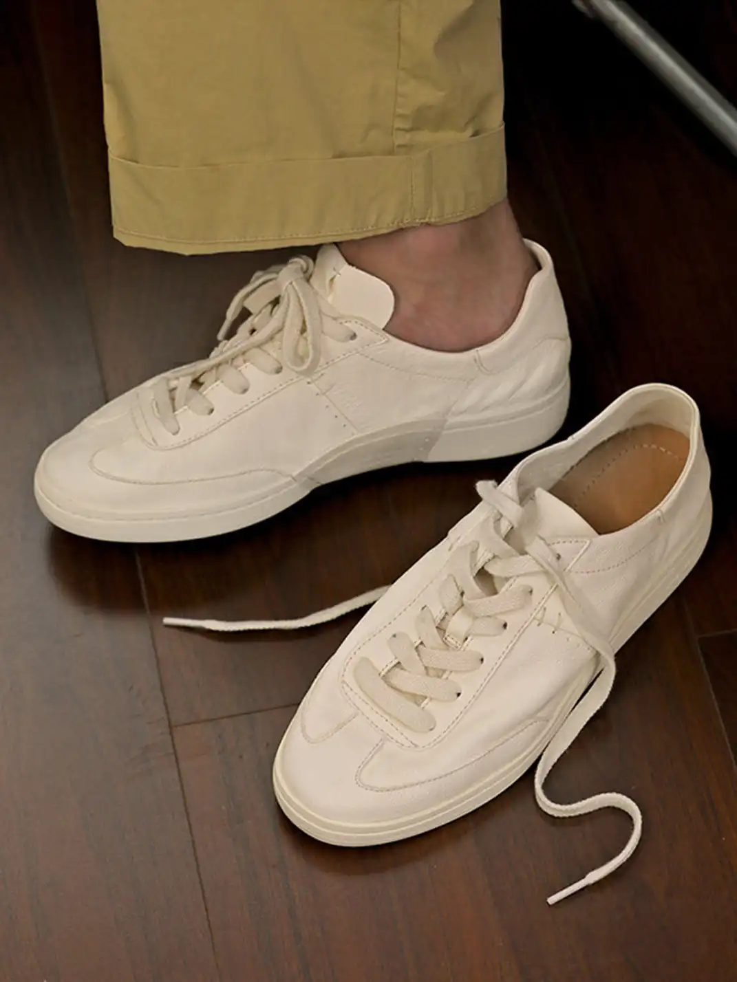 FGMM | Cowhide Flat Shoes