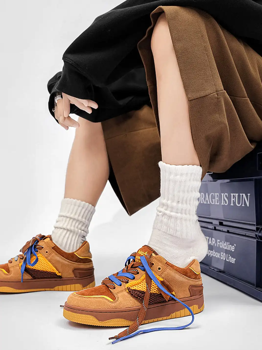FGMM | Dual-Lace System Perforated Upper Sneakers
