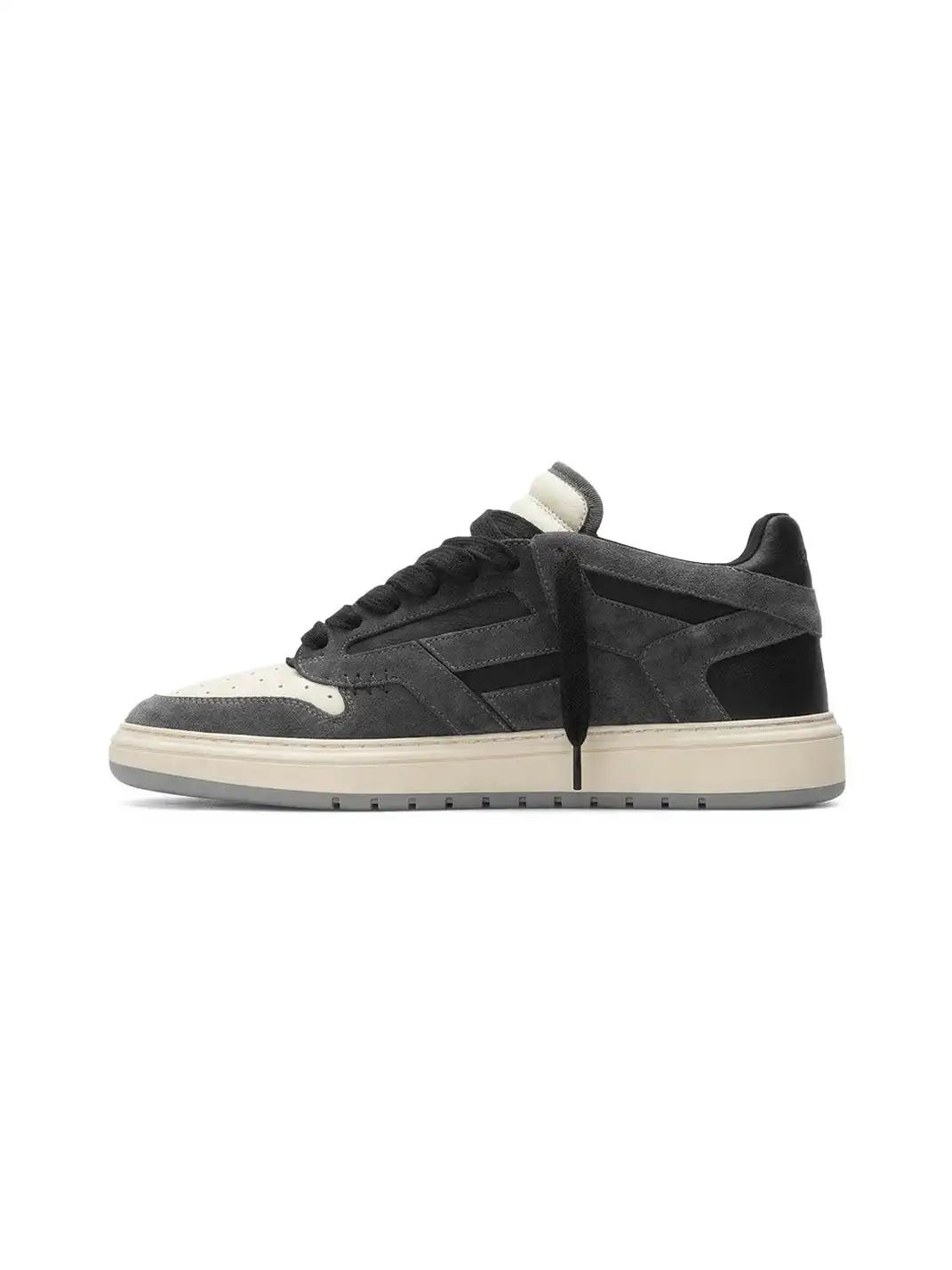 FGMM | Suede Low Top Sneakers
