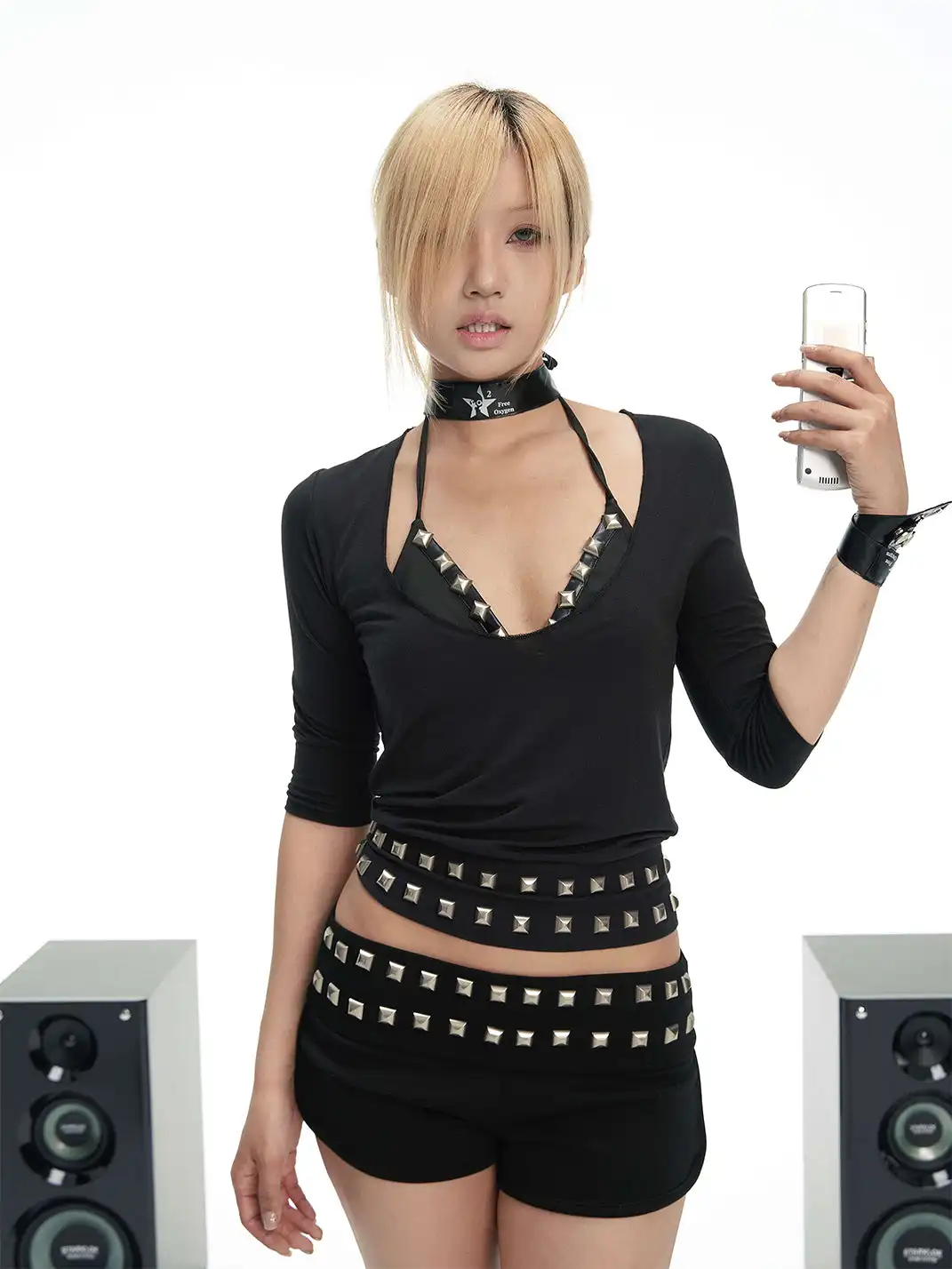 FreeOxygen | Heavy Industry Square Rivet Mid-Sleeve Top