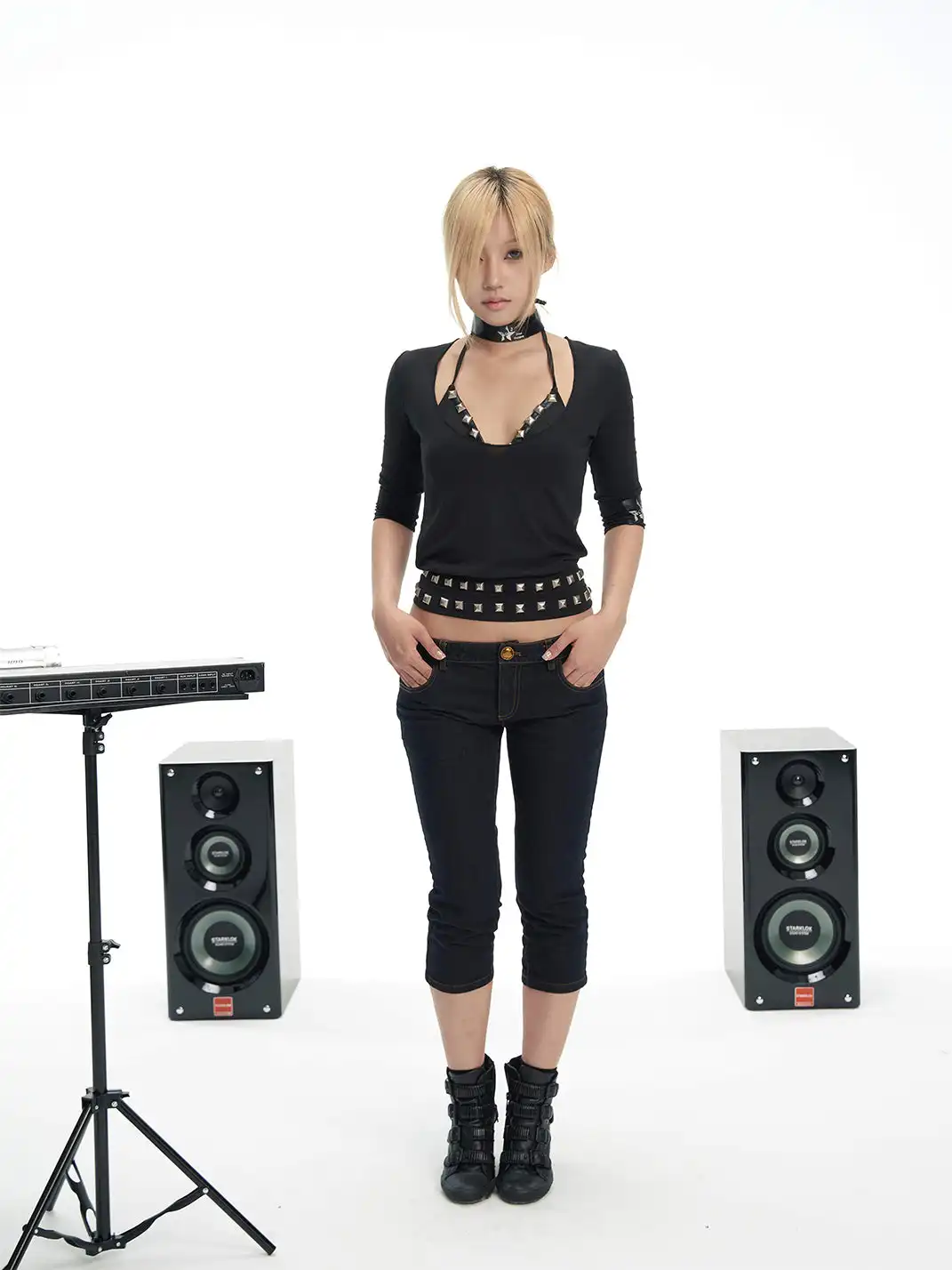 FreeOxygen | Heavy Industry Square Rivet Mid-Sleeve Top