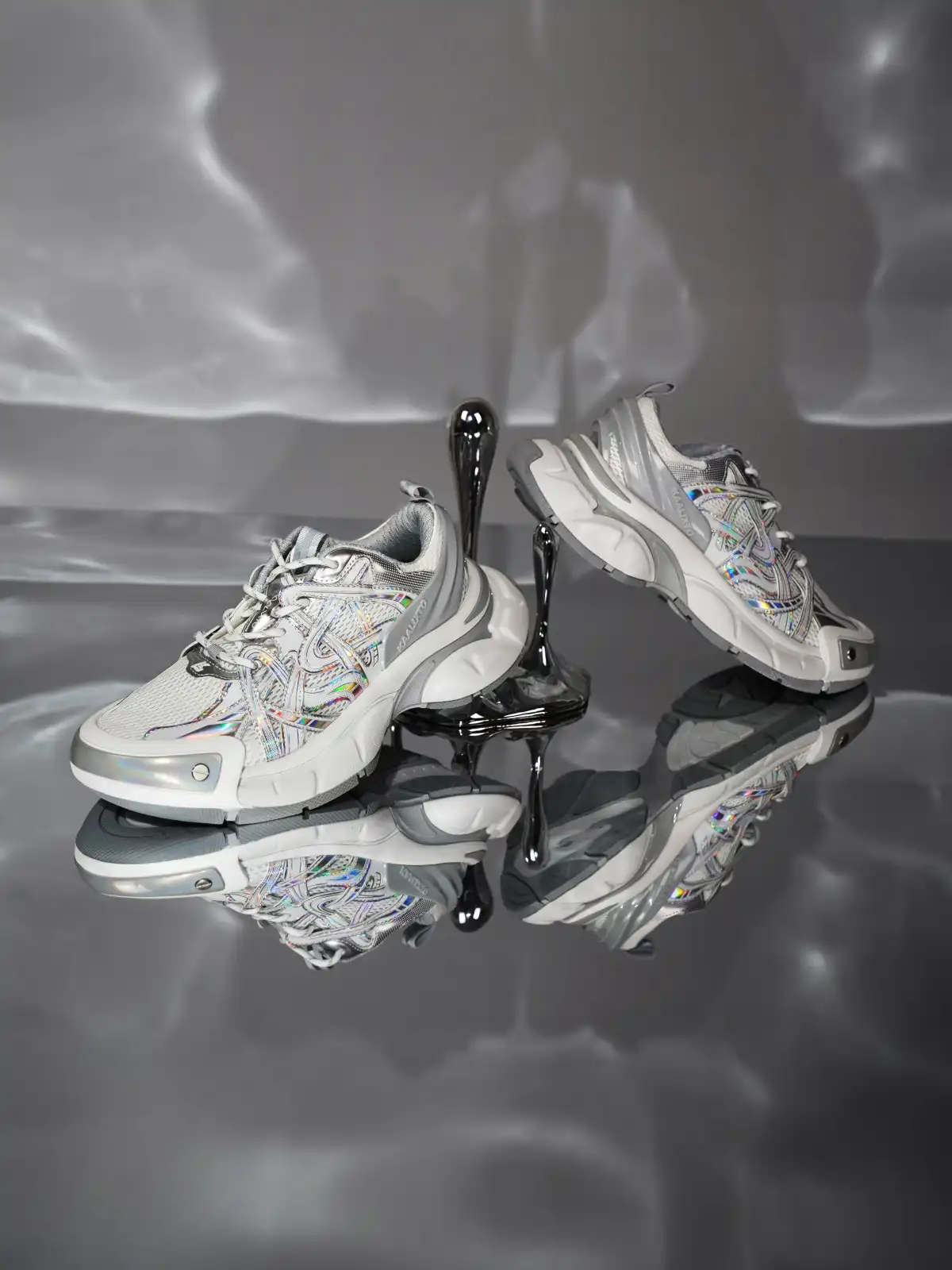 KAALIXTO丨Silver Thick-Soled Height-Enhancing Breathable Sports Dad Shoes