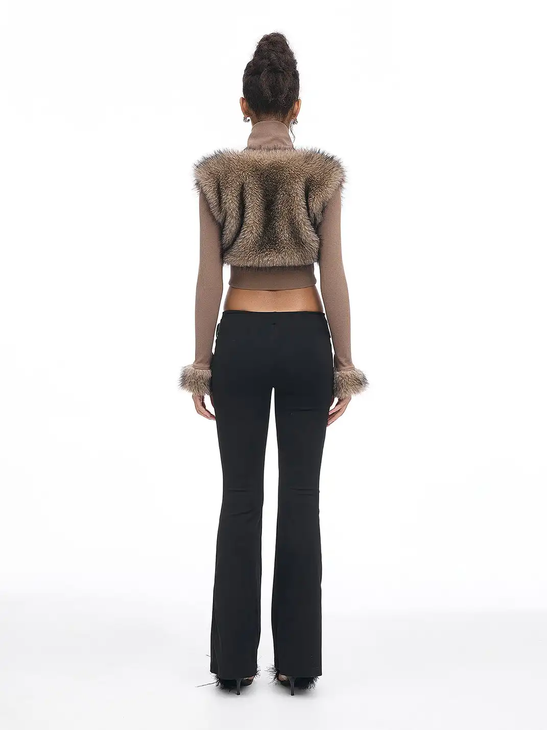 STE | Fur-Trimmed Ribbed Knit Jacket