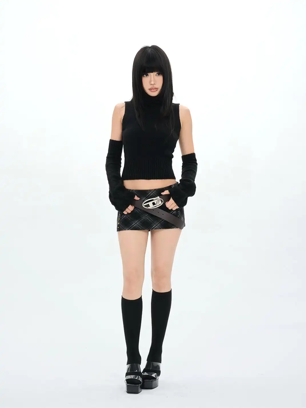 ONNASENSHI | Retro Low-Waisted Studded Plaid Pencil Skirt