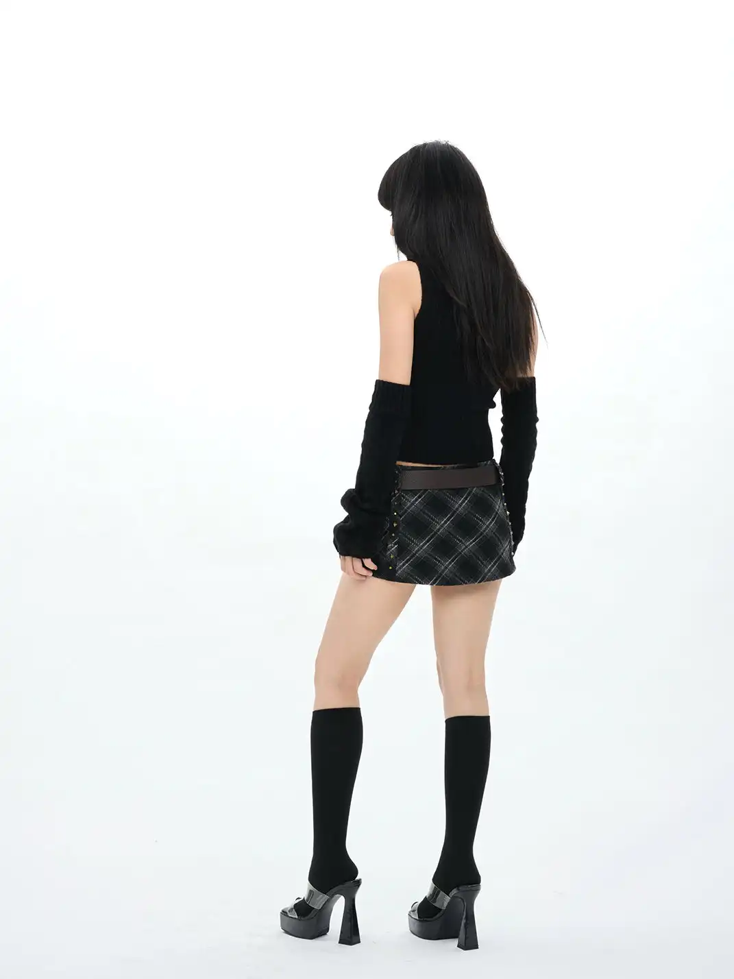 ONNASENSHI | Retro Low-Waisted Studded Plaid Pencil Skirt