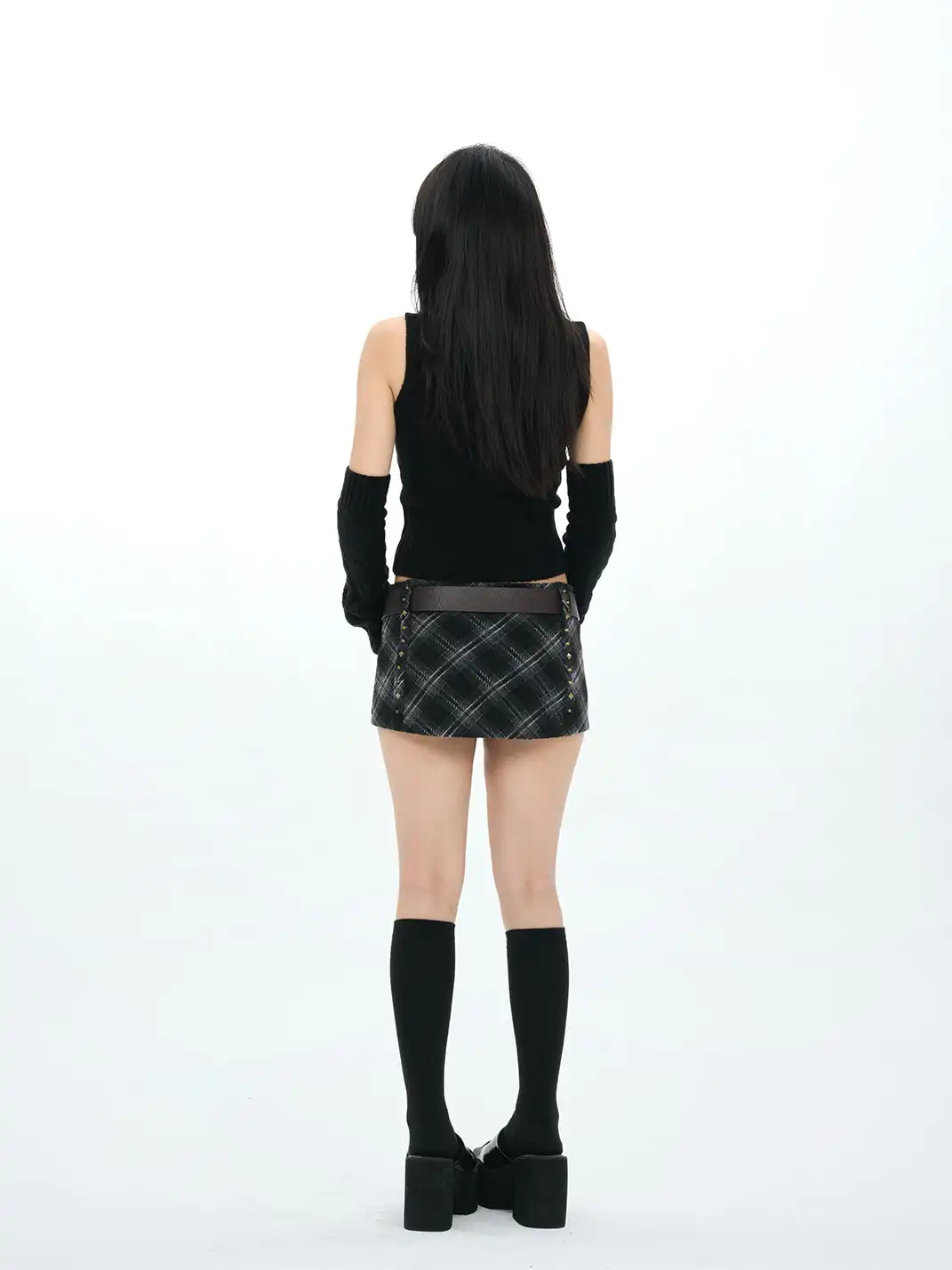 ONNASENSHI | Retro Low-Waisted Studded Plaid Pencil Skirt