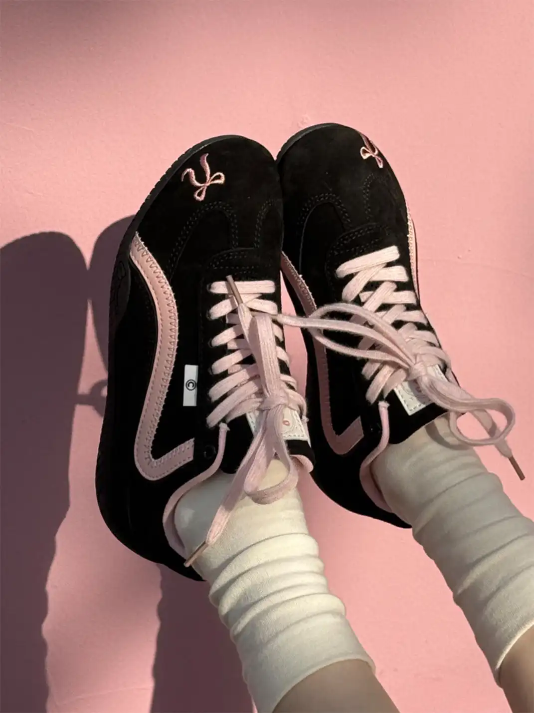 Catsofa | Black And Pink Bow-Tie German Training Shoes