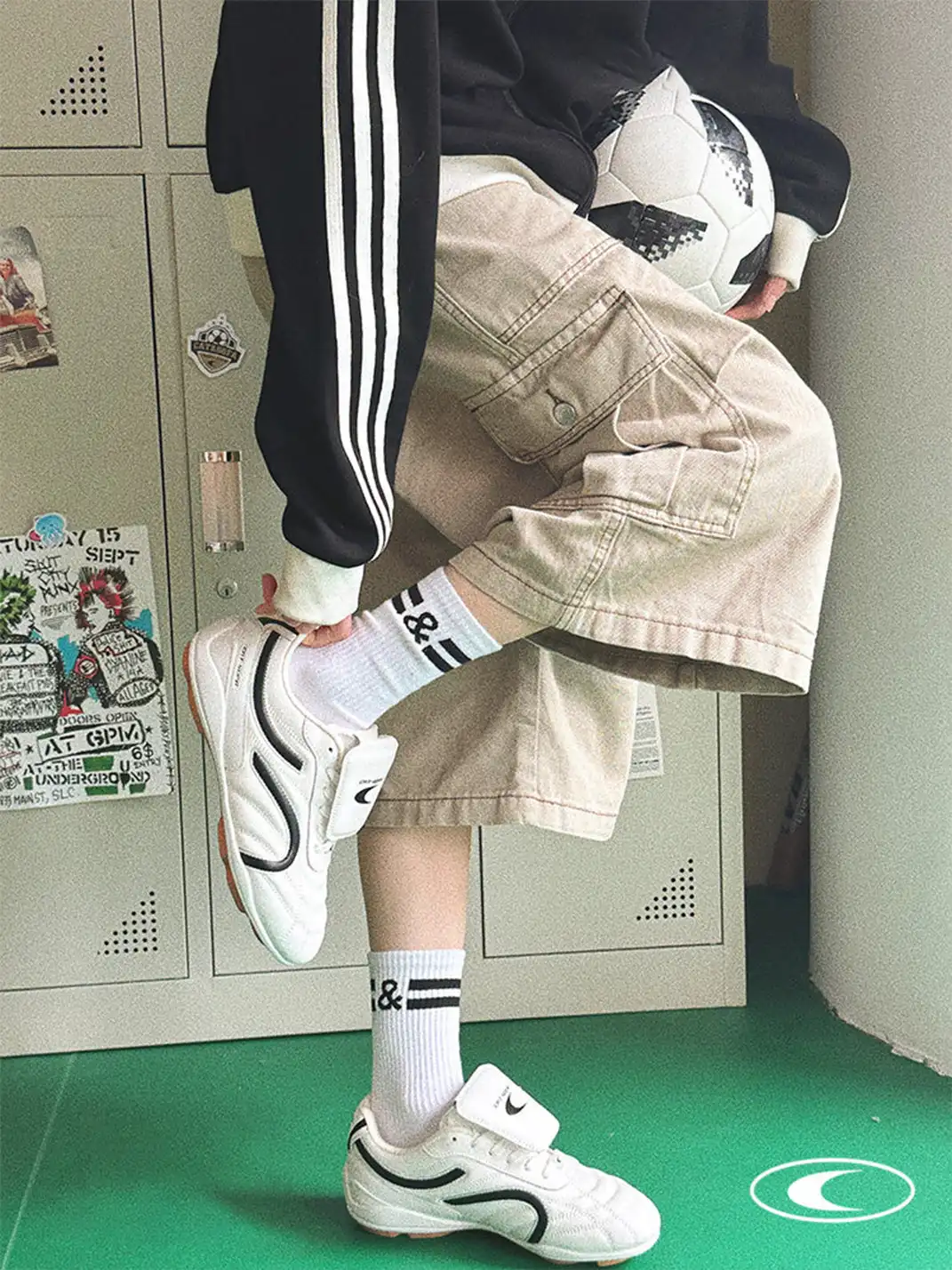 Catsofa | Foldable Tongue Soccer-Inspired Sneakers