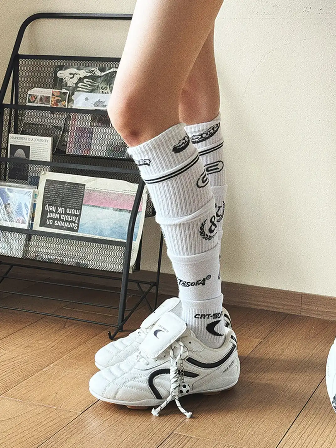 Catsofa | Foldable Tongue Soccer-Inspired Sneakers