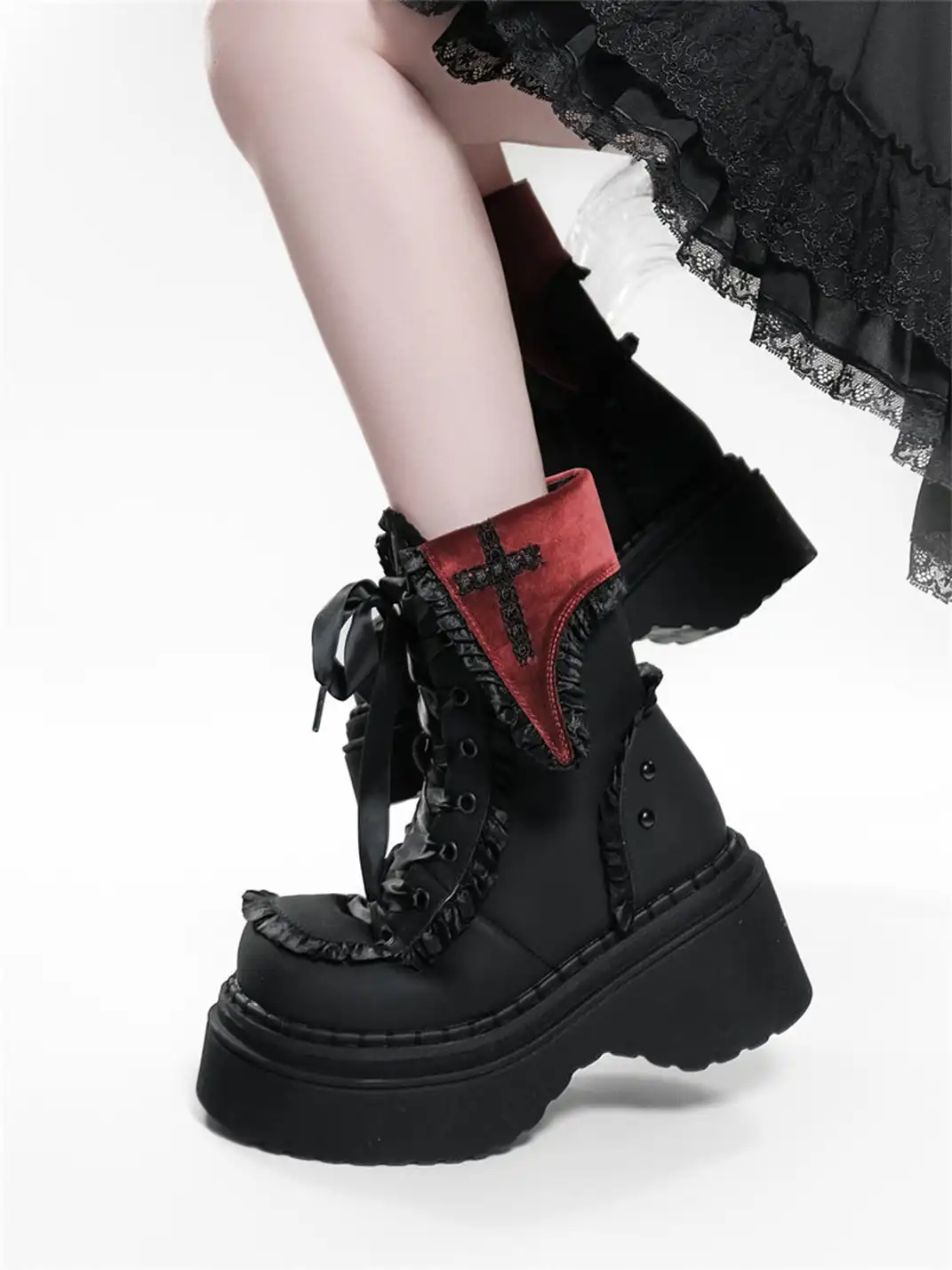 GURURU | Cross-Shaped Round Toe Platform Ankle Boots