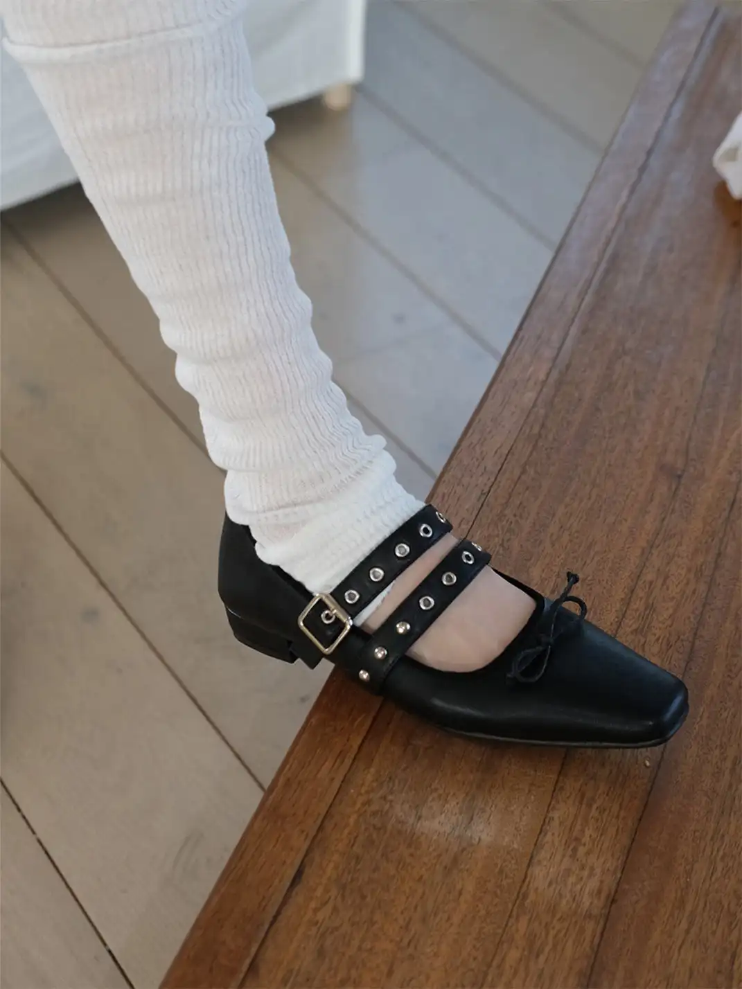 Mooreyu | Square-Toed Low-Cut Flat Shoes